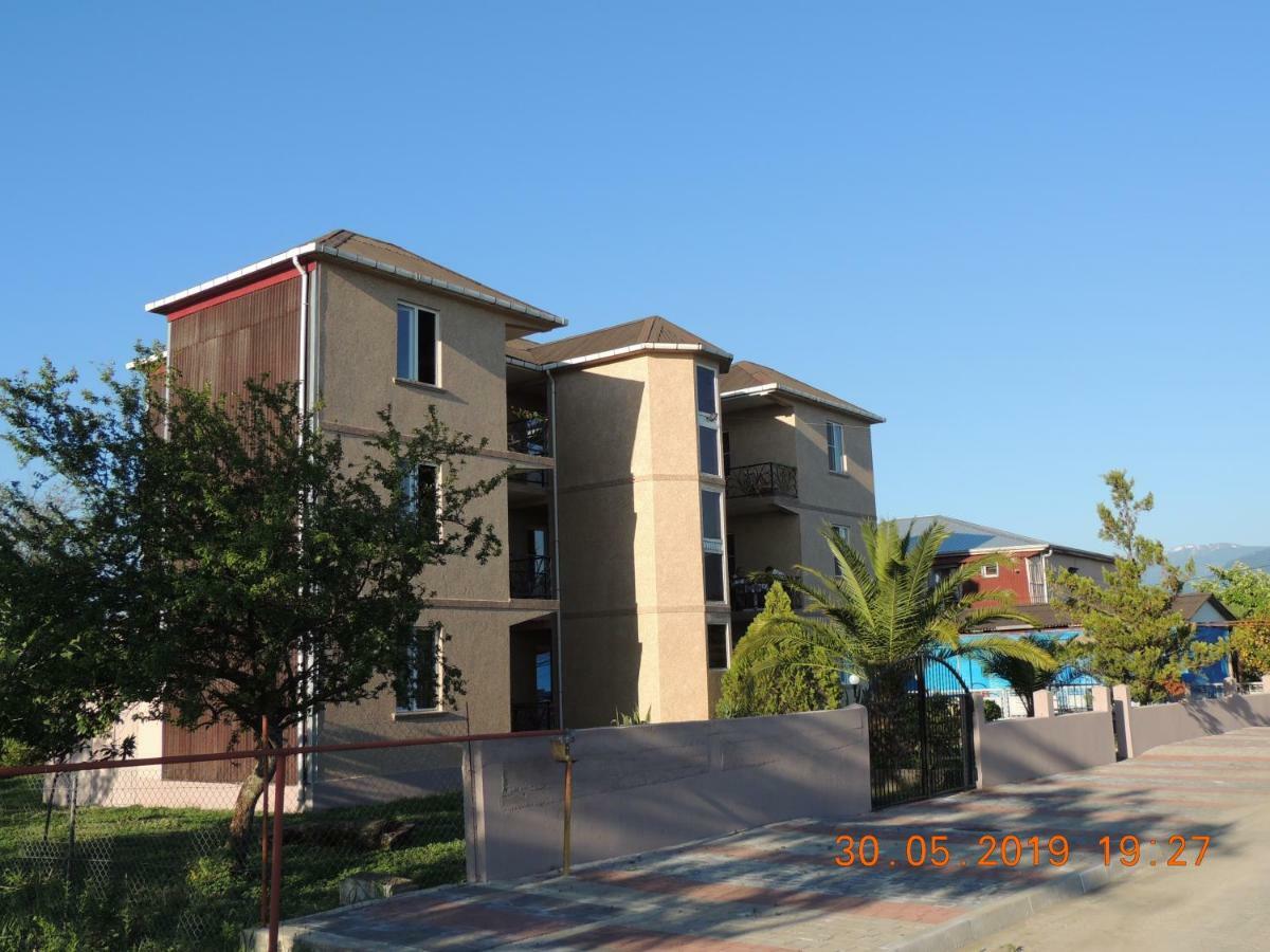 Nika Inn קובולטי מראה חיצוני תמונה